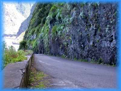 die alte Küstenstraße an der Nordküste